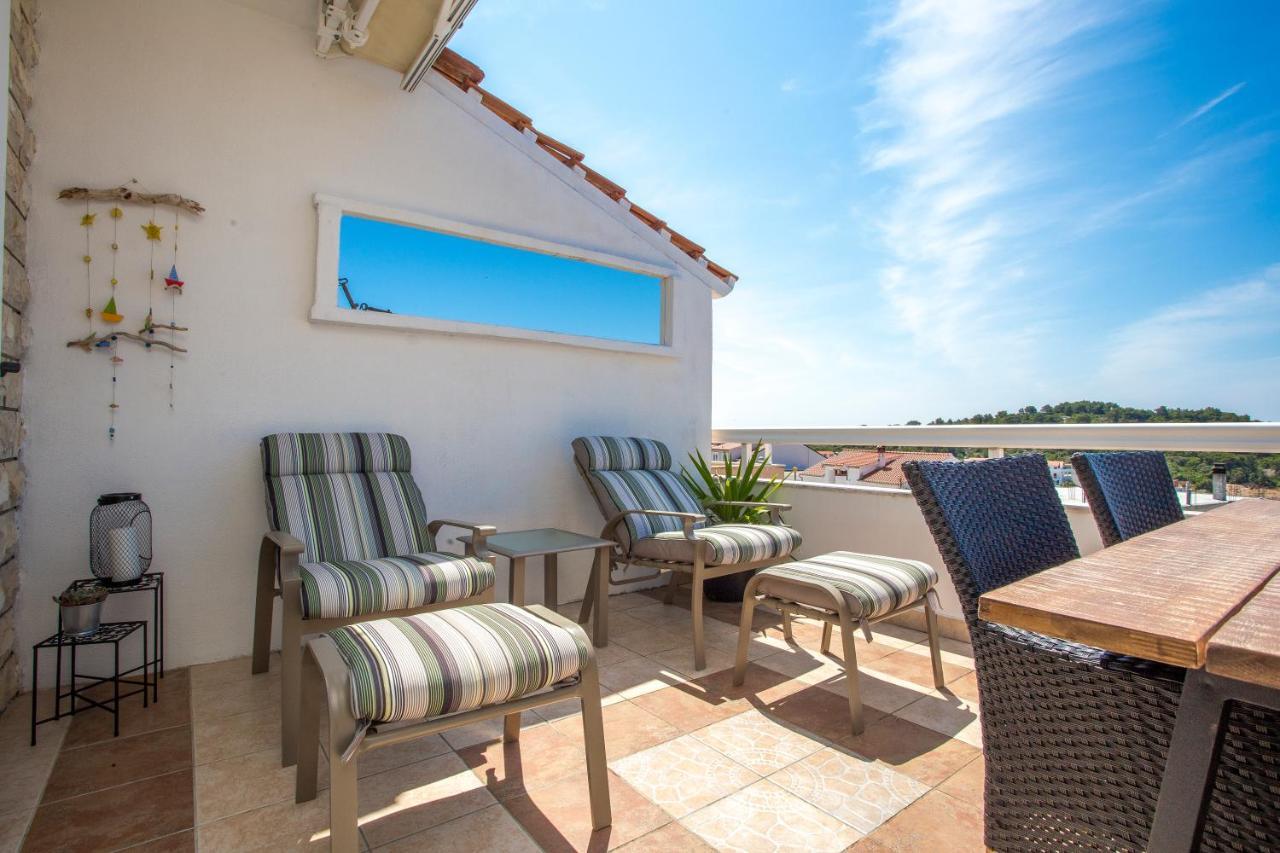 Peaceful apartment with beautiful view Hvar Town Exterior foto